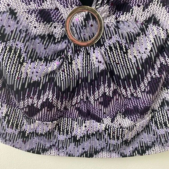 Shimmery Top. Studio 1940. Purple/Black. - Picture 6 of 10